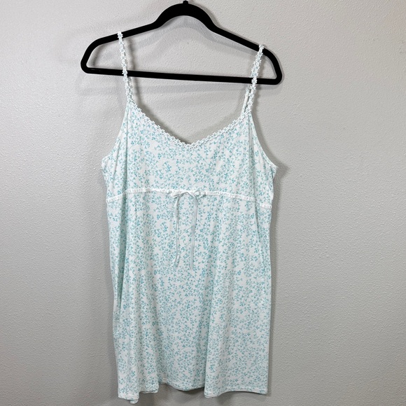 Eileen West Light Blue Ditsy Floral Print Lace-Trim Cami Nightdress - Picture 1 of 8